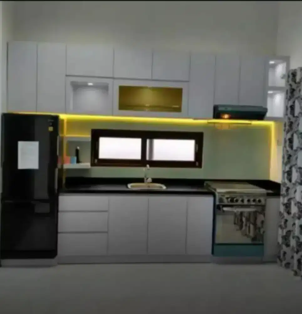Jasa tukang kayu untuk pembuatan mebel kitchen set dll