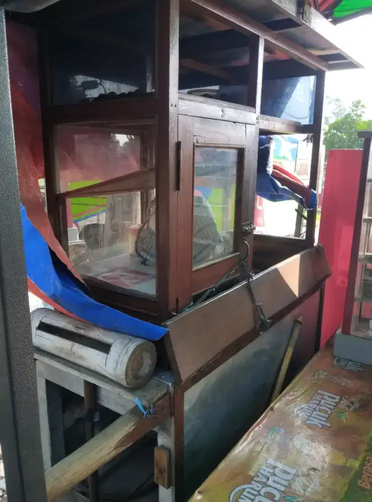 Gerobak bakso  asli kayu jati