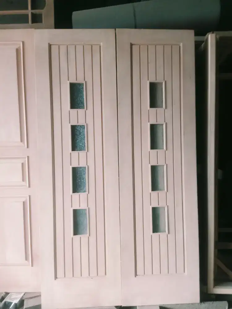 Pintu jendela kayu oven dan jasa pasang kunci engsel pintu