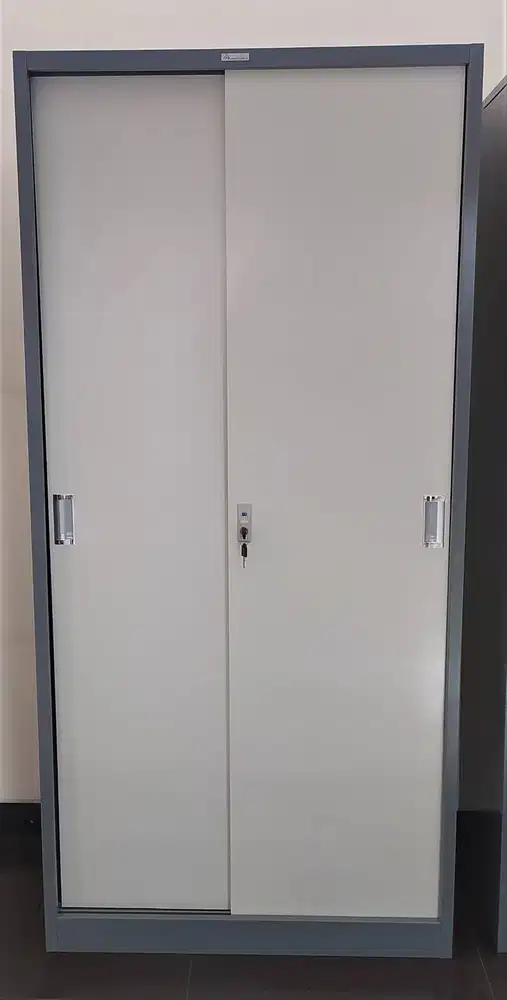 Lemari Arsip dokumen kantor Loker Locker Besi Situbondo E9L Conceal Ma