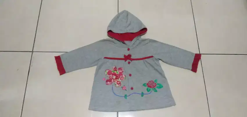 Jaket Hoodie Anak Perempuan 2T-4T. Like New. Nominus. Adem. Nyaman
