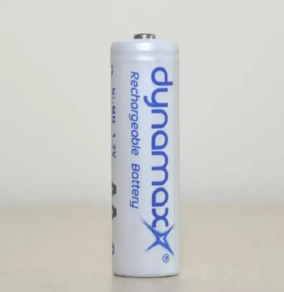 1x batrai AA dynamax 1000mah - buat jam dinding cas