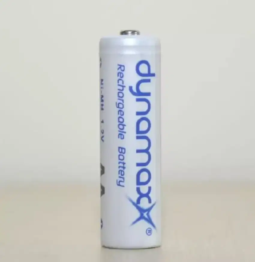 1x batrai AA dynamax 1000mah - buat jam dinding cas