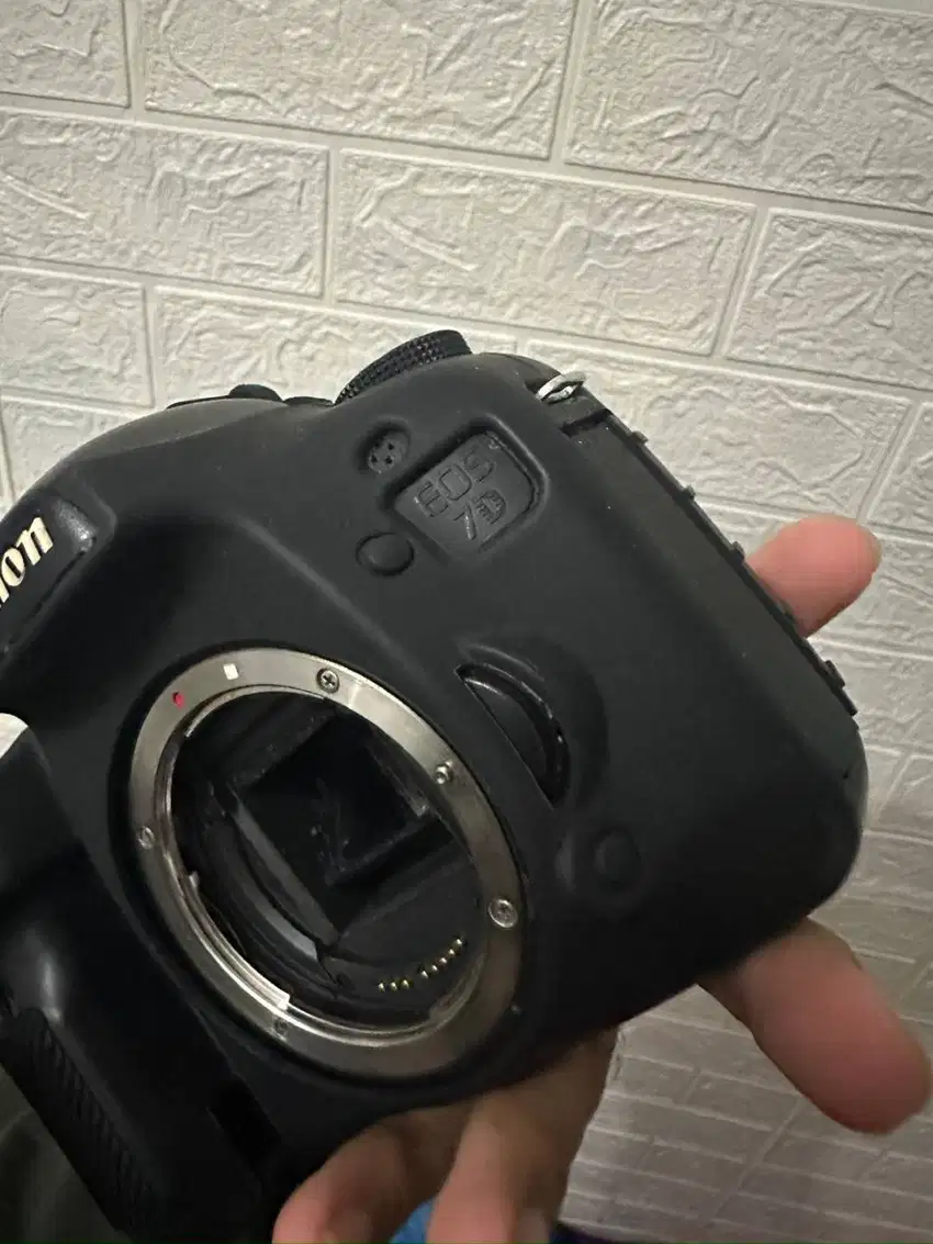 JUAL KAMERA DSLR 7D MURAH