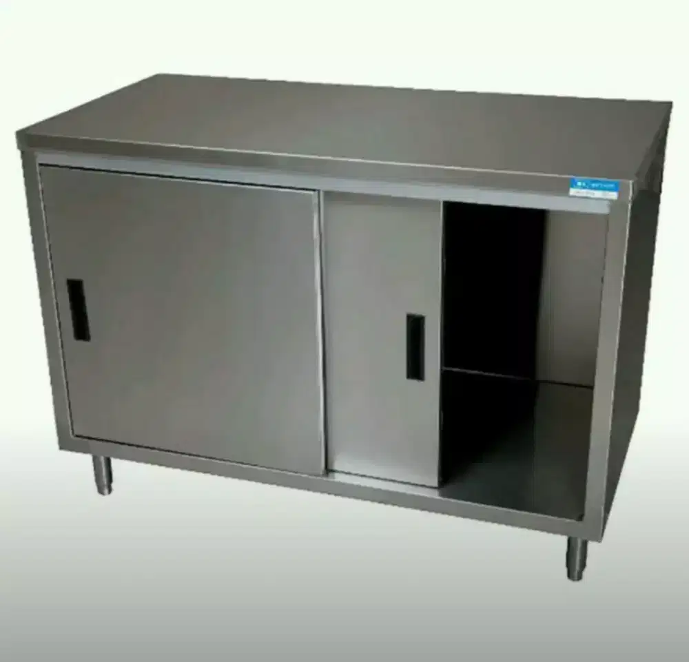 Kabinet stainless steel.