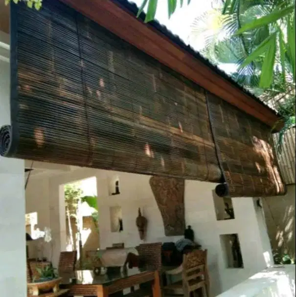 tirai bambu hitam bali