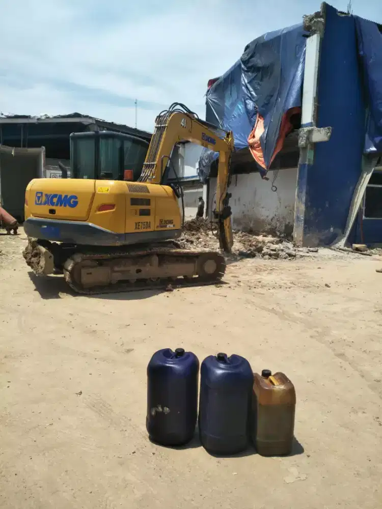 Dozer wales breaker excavator becko pc50 dump truck vibro breker