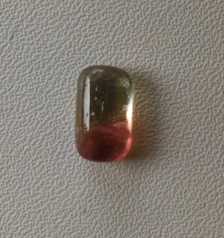 Tourmaline bi color natural 3,4 crt