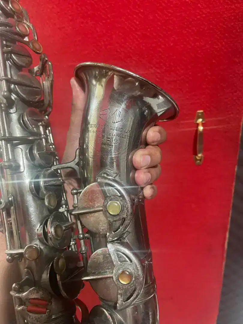JUAL BELI SAXOPHONE DAN SERVICE SAXOPHONE
