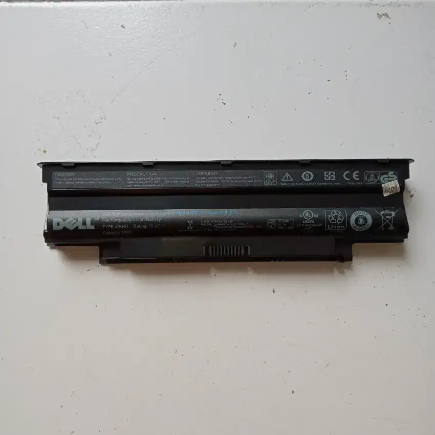 Baterai LAPTOP DELL 14R-3370-UMA-W7B