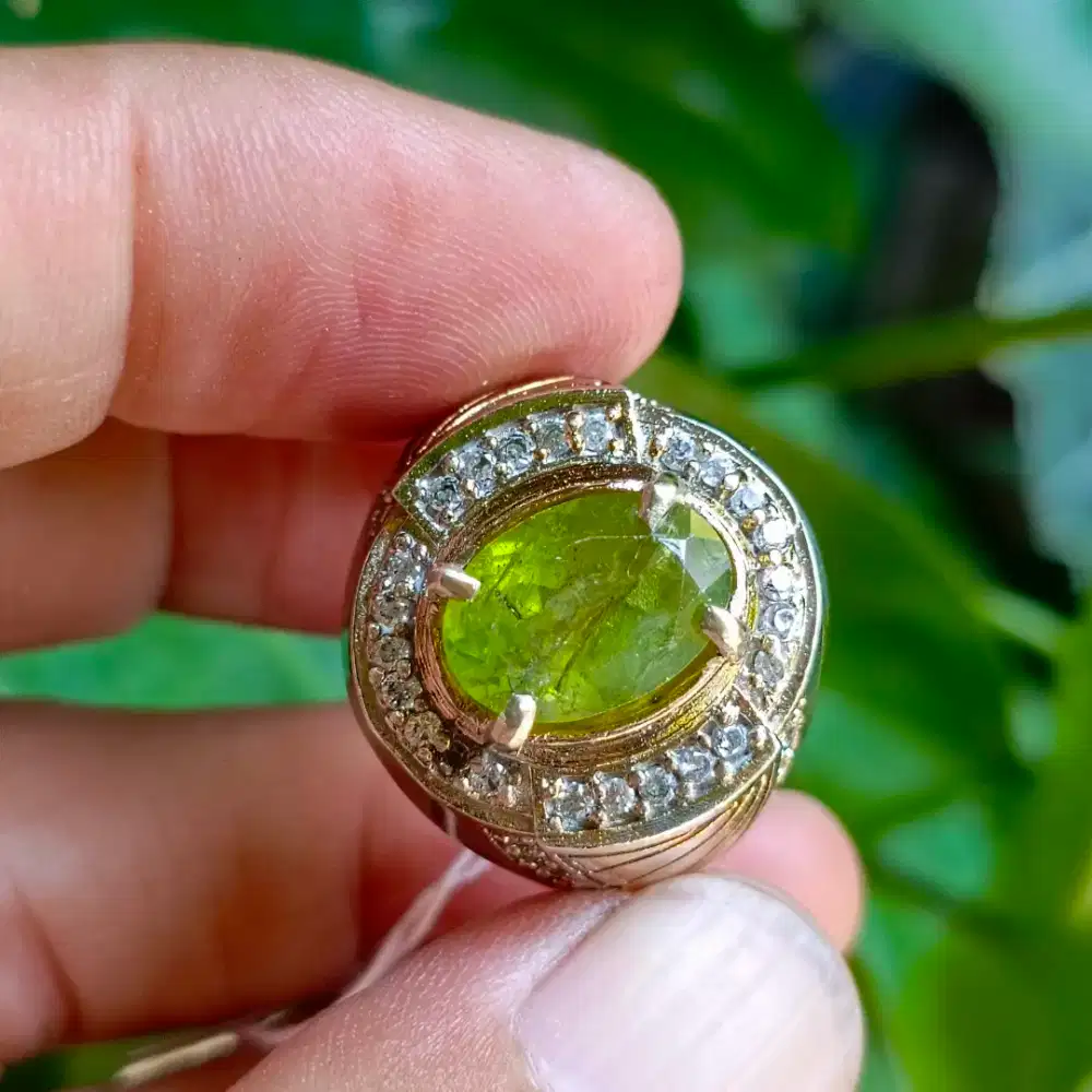 Cincin Batu Permata Natural PERIDOT / FORSTERITE + Memo (4,09ct)