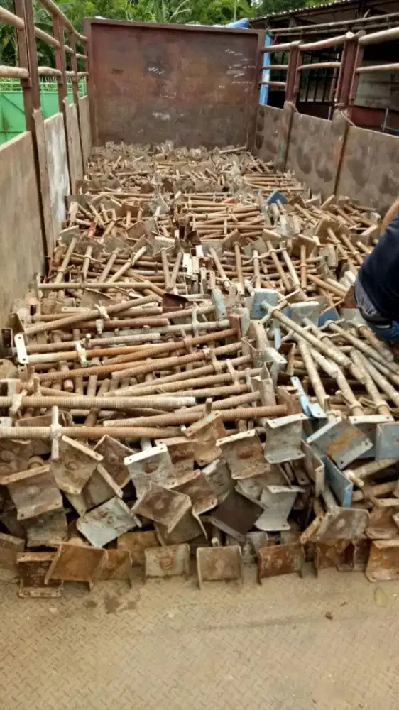 Jack base dan u head bekas