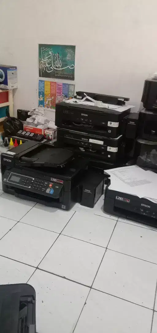 Kami siap beli printer rusak/eror epson Lseris komputer  Ac ups dll