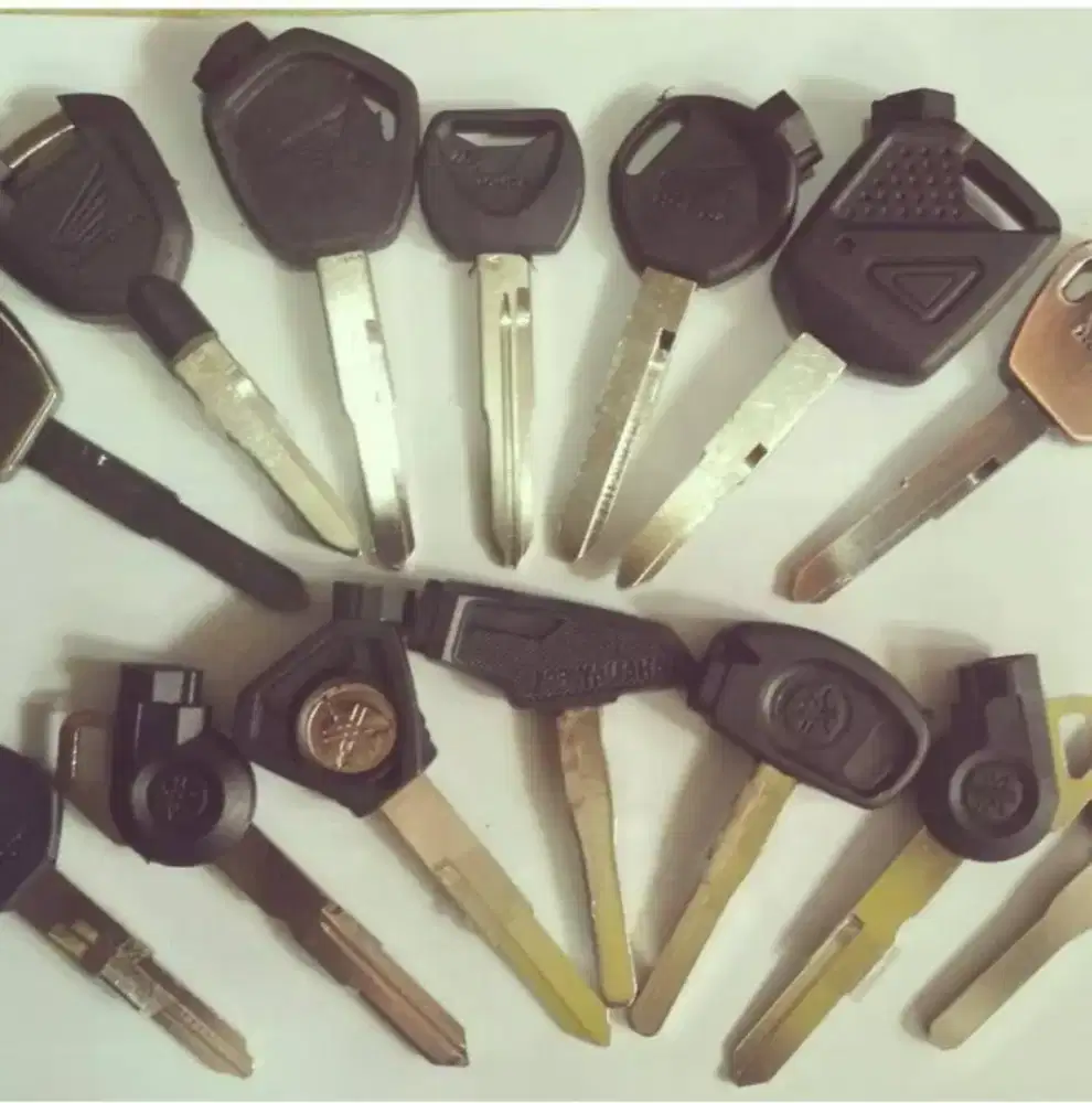 Ahli / Tukang Kunci Surabaya Panggilan 24 jam