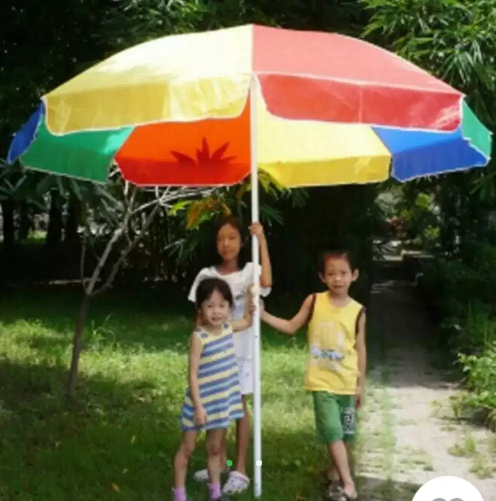 PAYUNG PELANGI JUMBO UNTUK BISNIS DAN SANTAI