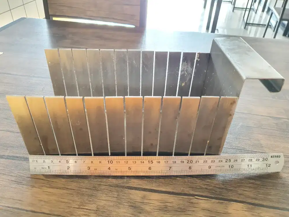 Di Jual alat pemotong roti tawar