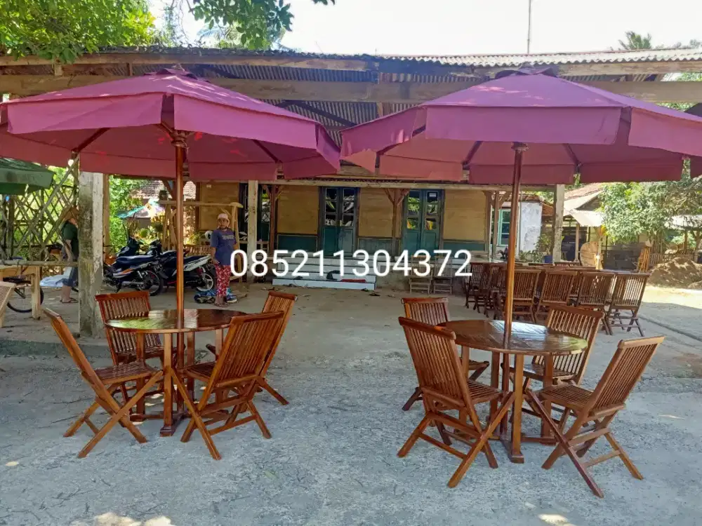 Set meja kursi payung atap rombe