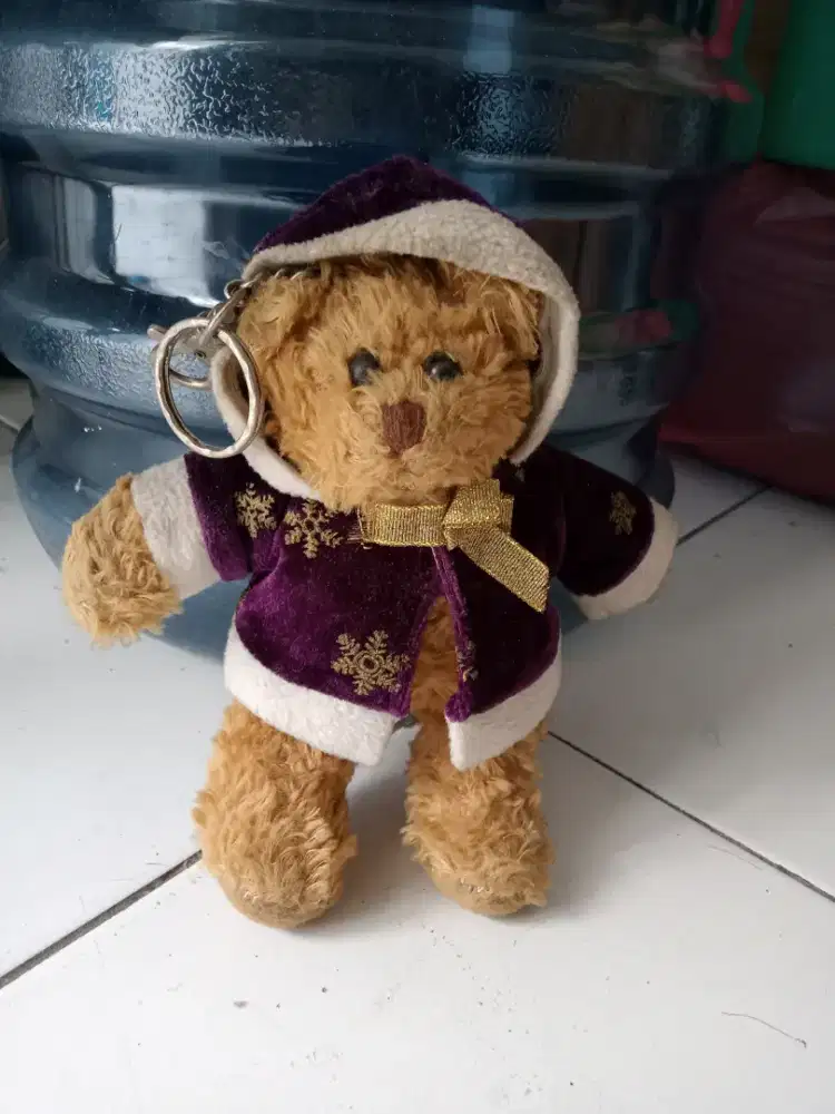 Gantungan kunci boneka beruang