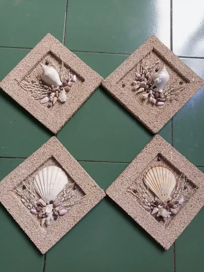 Pajangan dinding keong & kerang