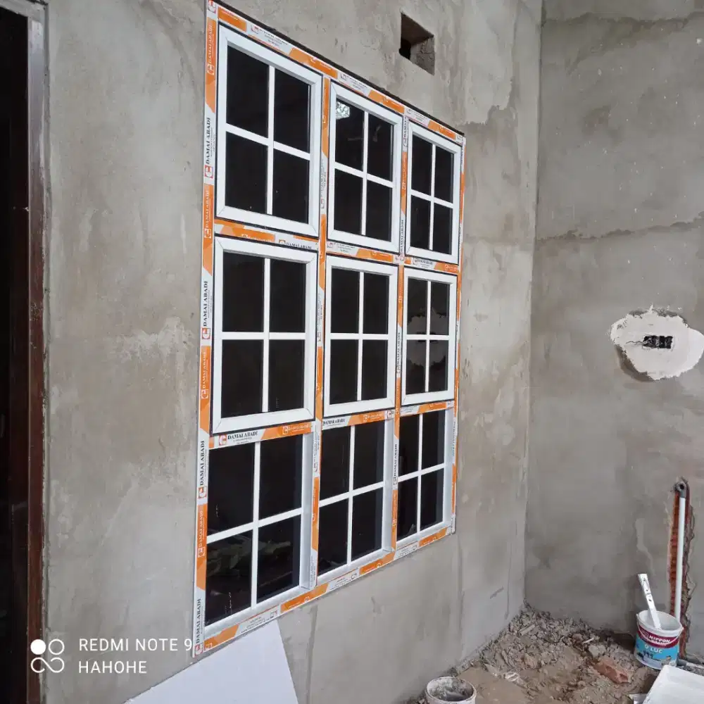 Jendela Aluminium Klasik Kotak Kotak