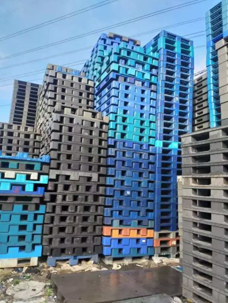 Keranjang box countainer palet plastik ada