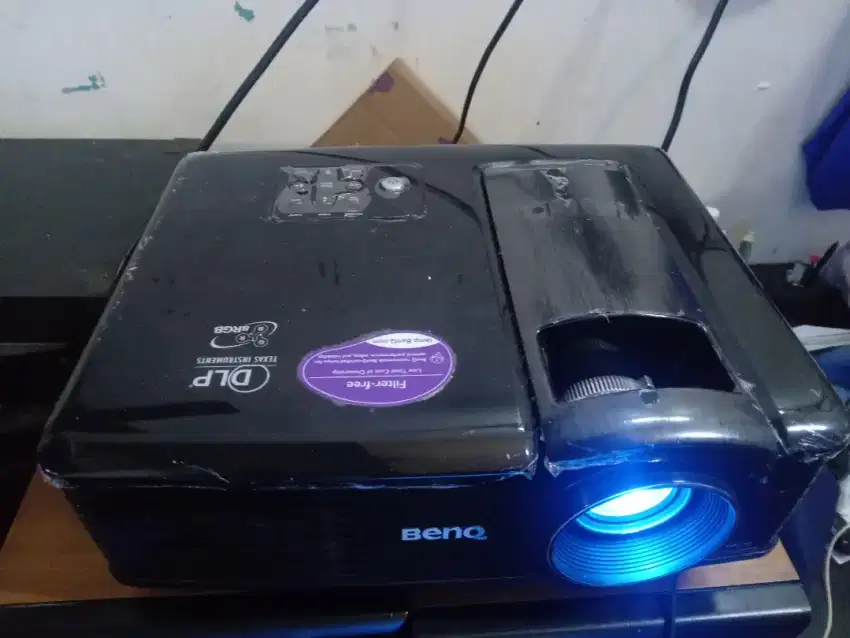 Proyektor benq mp-515p