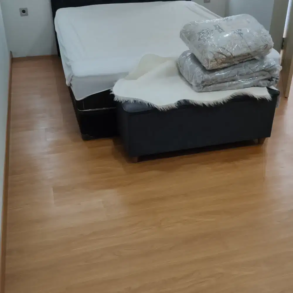 Parket Laminated Starfloor 12 warna