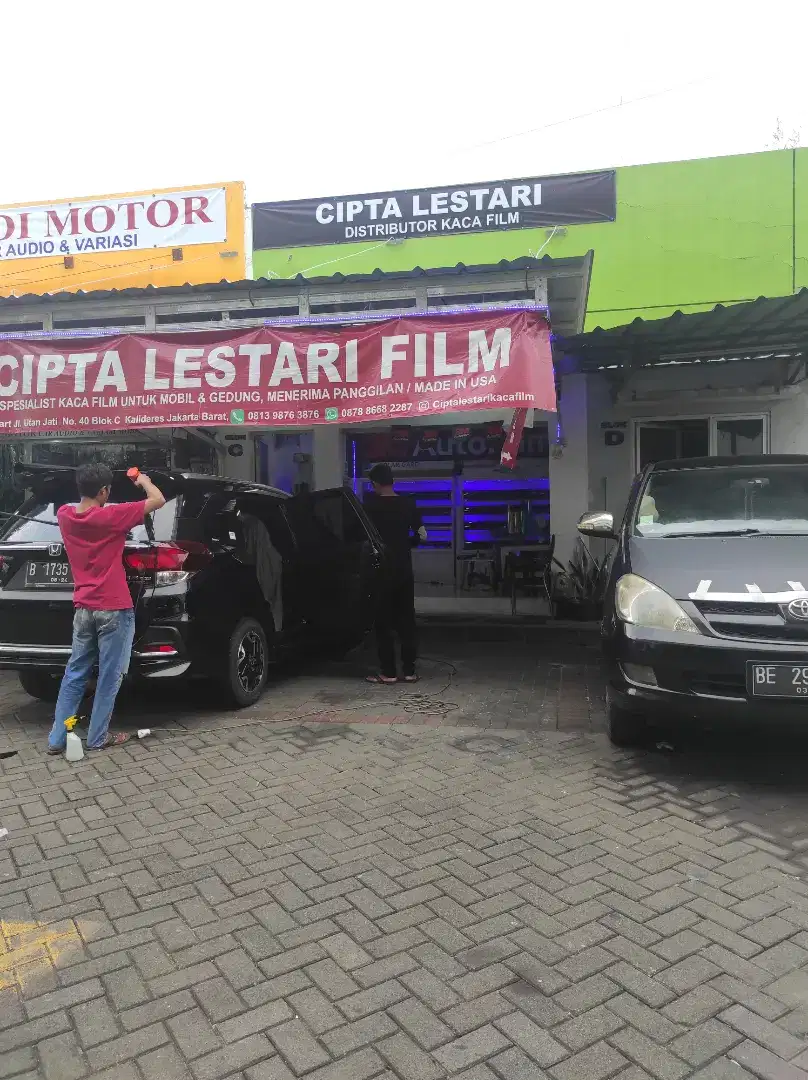 Kaca film mobil