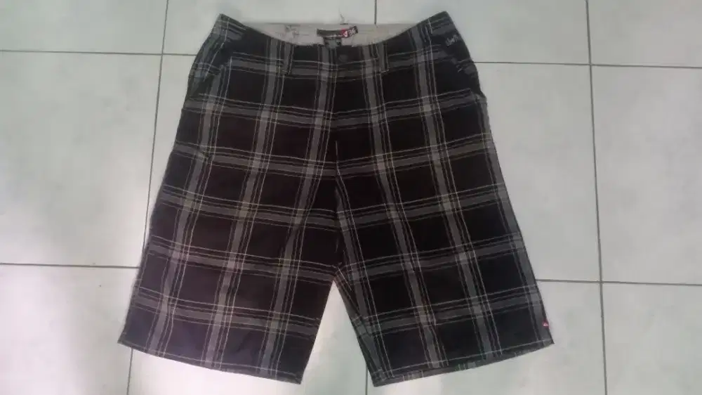 Celana Quiksilver Original Sz.36