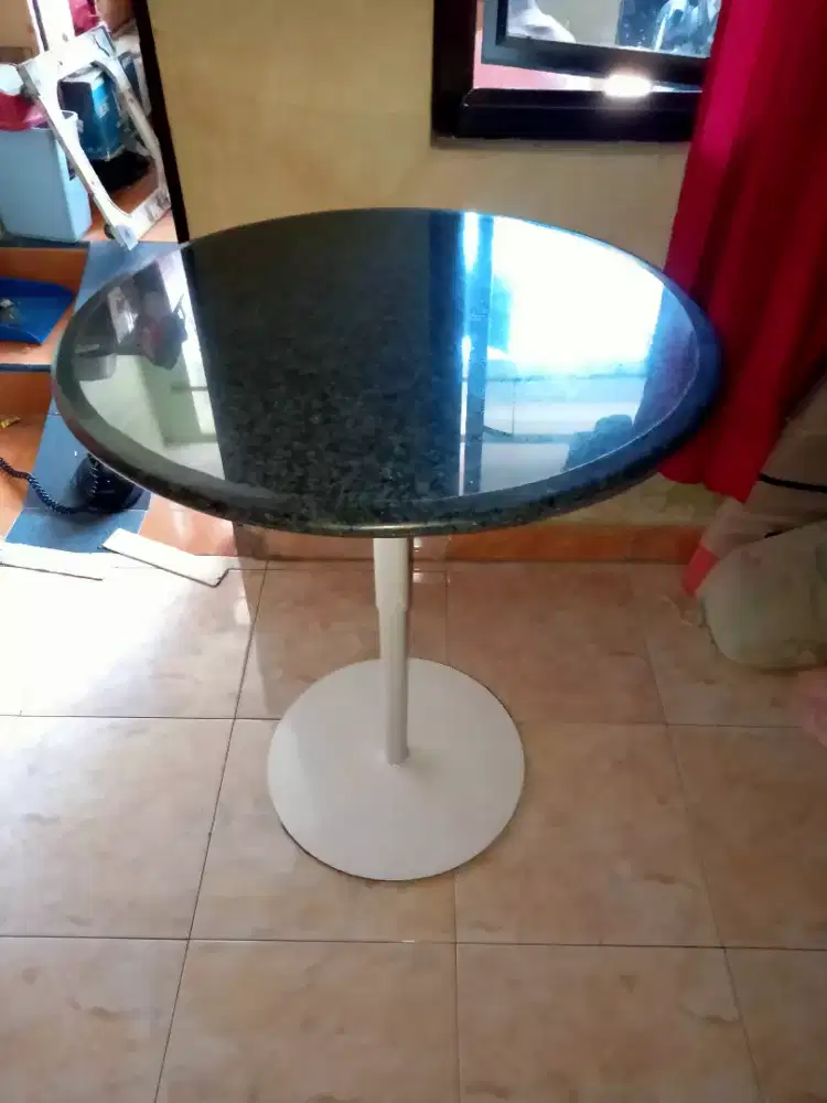 Meja Makan marmer granit