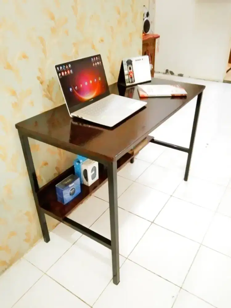 Meja belajar meja kerja industrial
