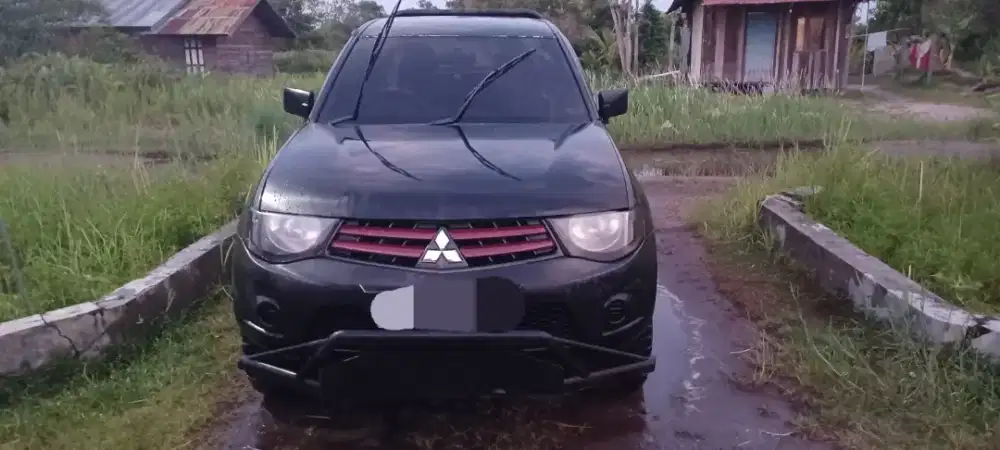 Triton GLX tahun 2012