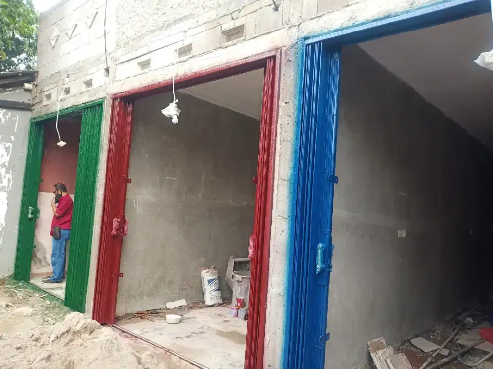 Partisi kaca dan folding gate