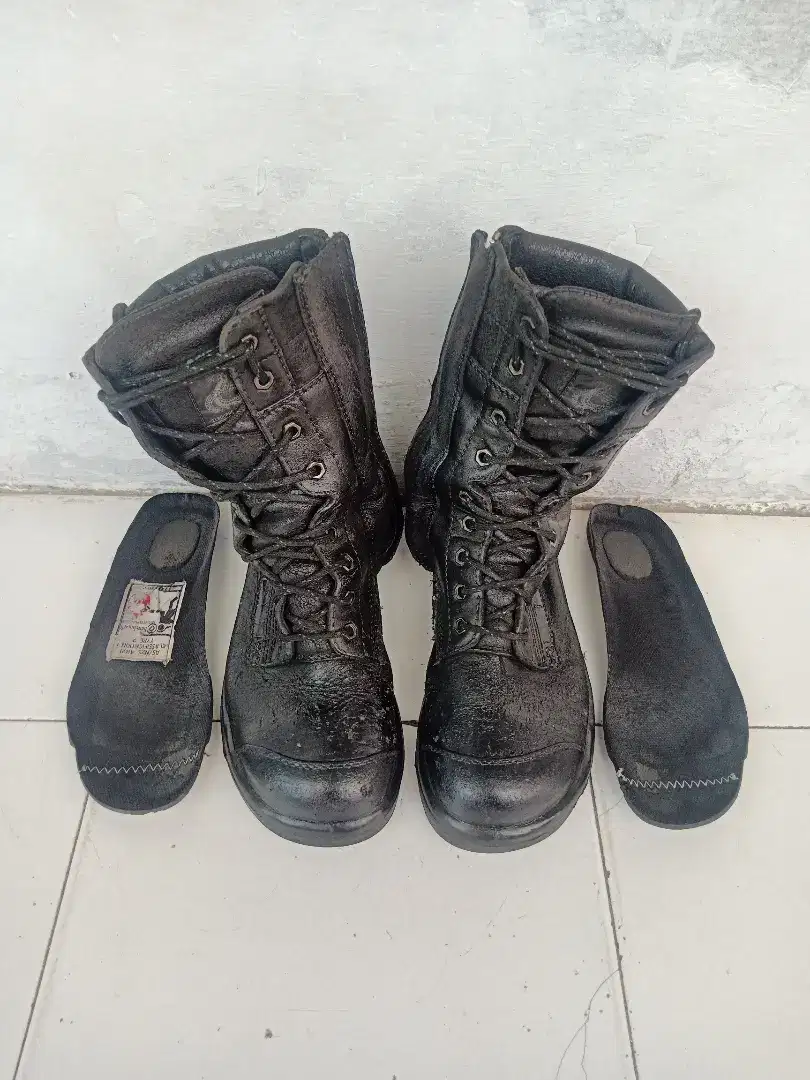 SEPATU PDL PEMADAM KEBAKARAN MERK TAYPAN (COBRA) SIZE 7½ (41)