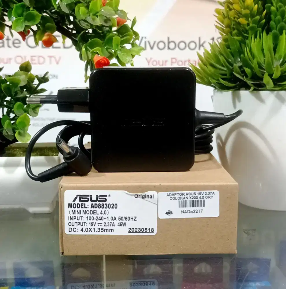 Adaptor Original Laptop Asus X441 Series 19V 2.37A, Port 4mm x 1.35mm