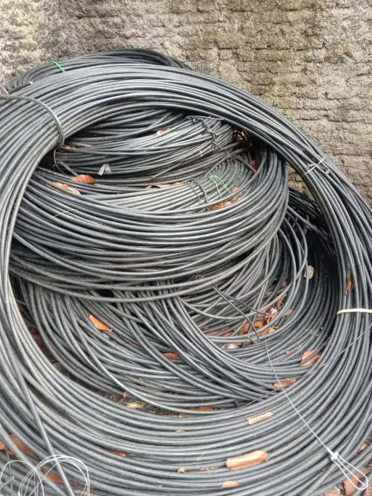 Jual beli barang bekas dan rongsokan besi tembaga almunium kertas buku