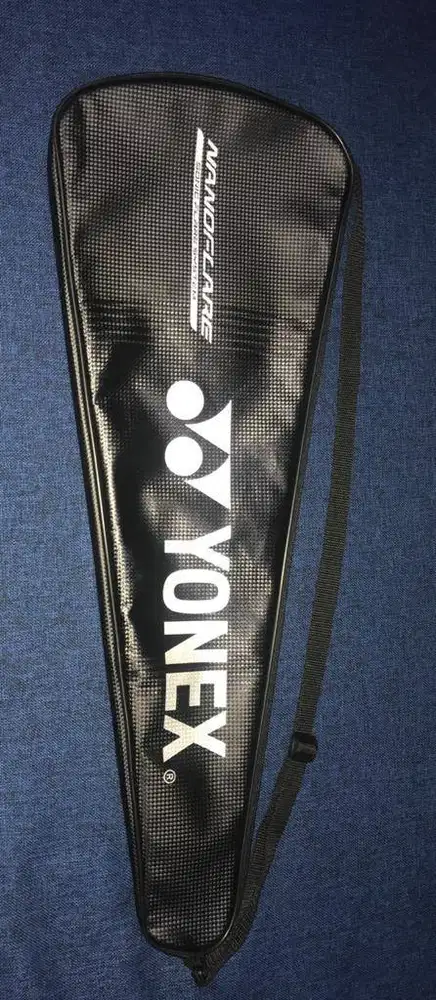 SARUNG RAKET BULUTANGKIS