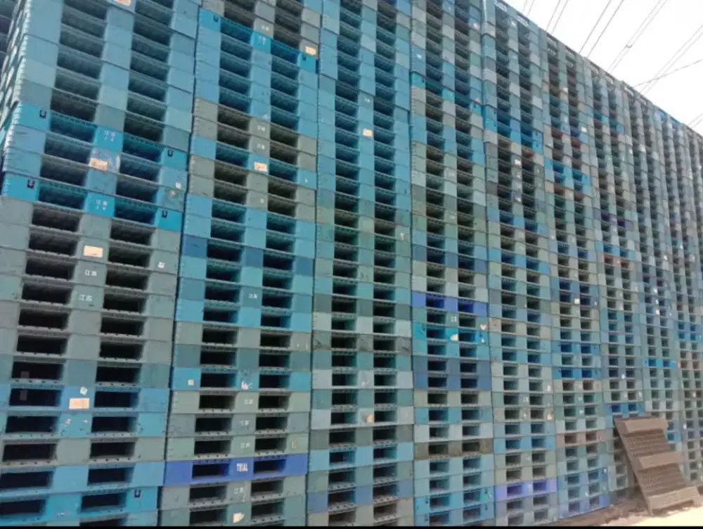 pallet plastik palet plastik second dan baru