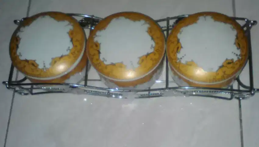 Mangkok kramik prasmanan