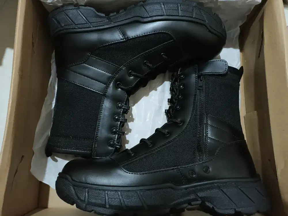 sepatu boot pria/wanita