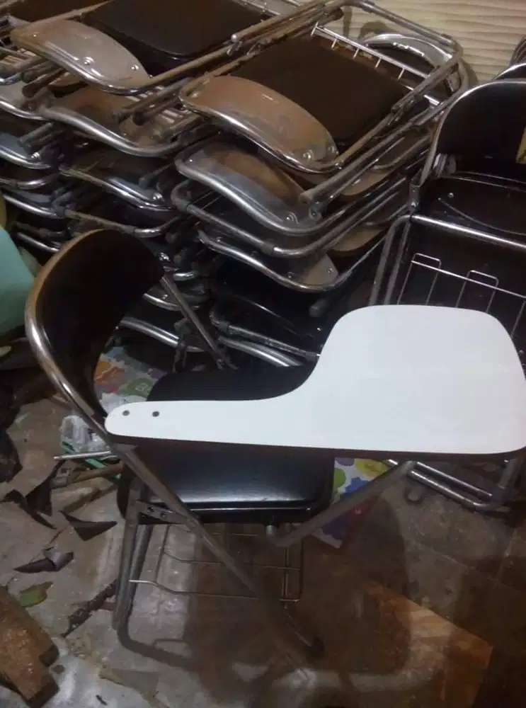 kursi kuliah rekondisi seken