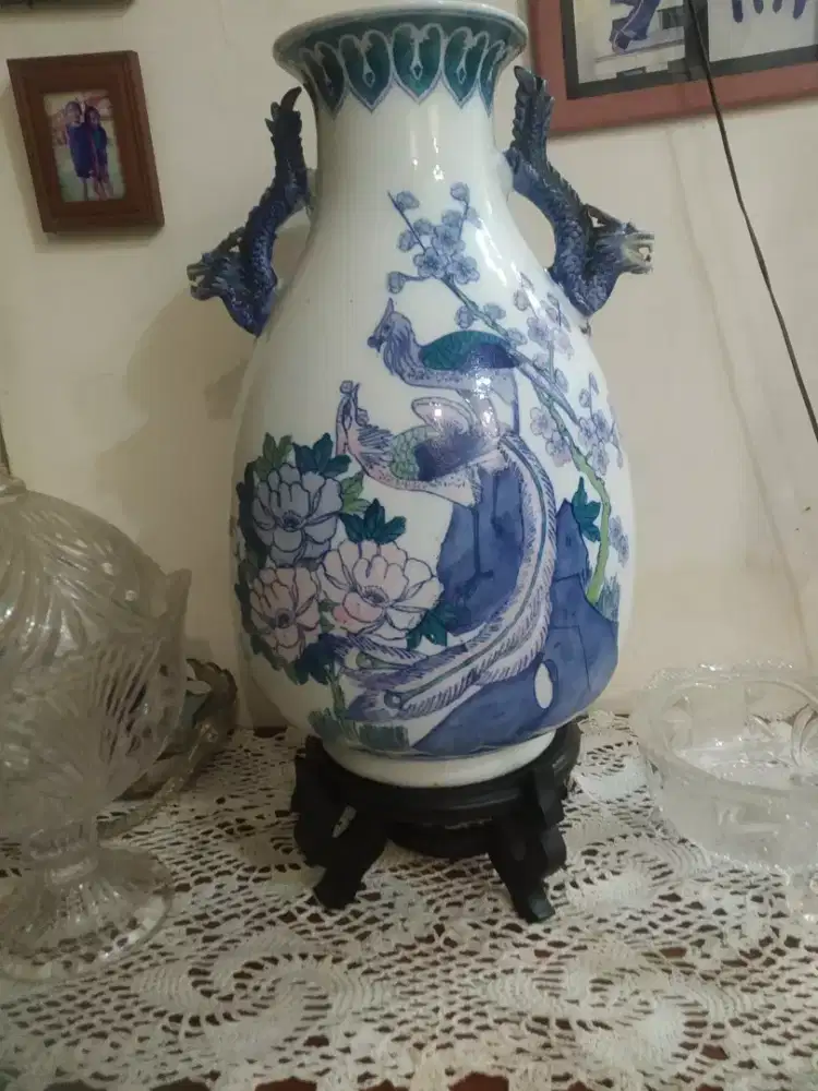 Guci pajangan keramik