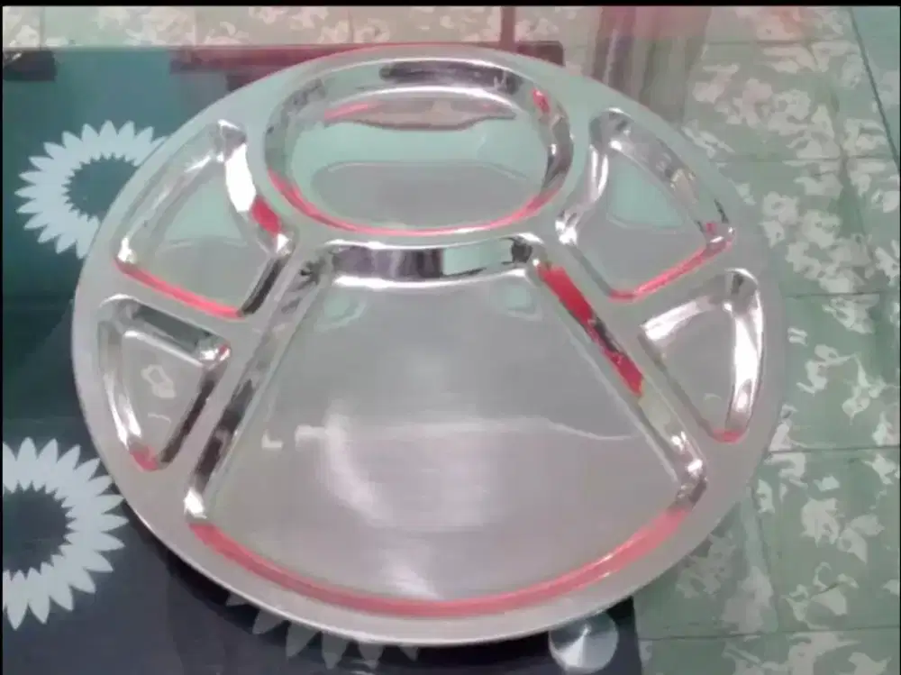 Piring Makan Silver yang Murah Dijual Murah