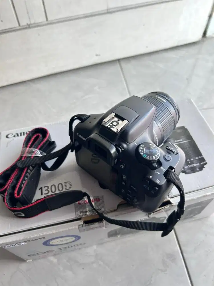 Dijual Camera Canon EOS 1300D Lengkap Charger + Tas Fotografi 913673392