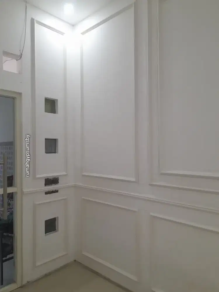 Wallmoulding / WallMolding / Wall Moulding