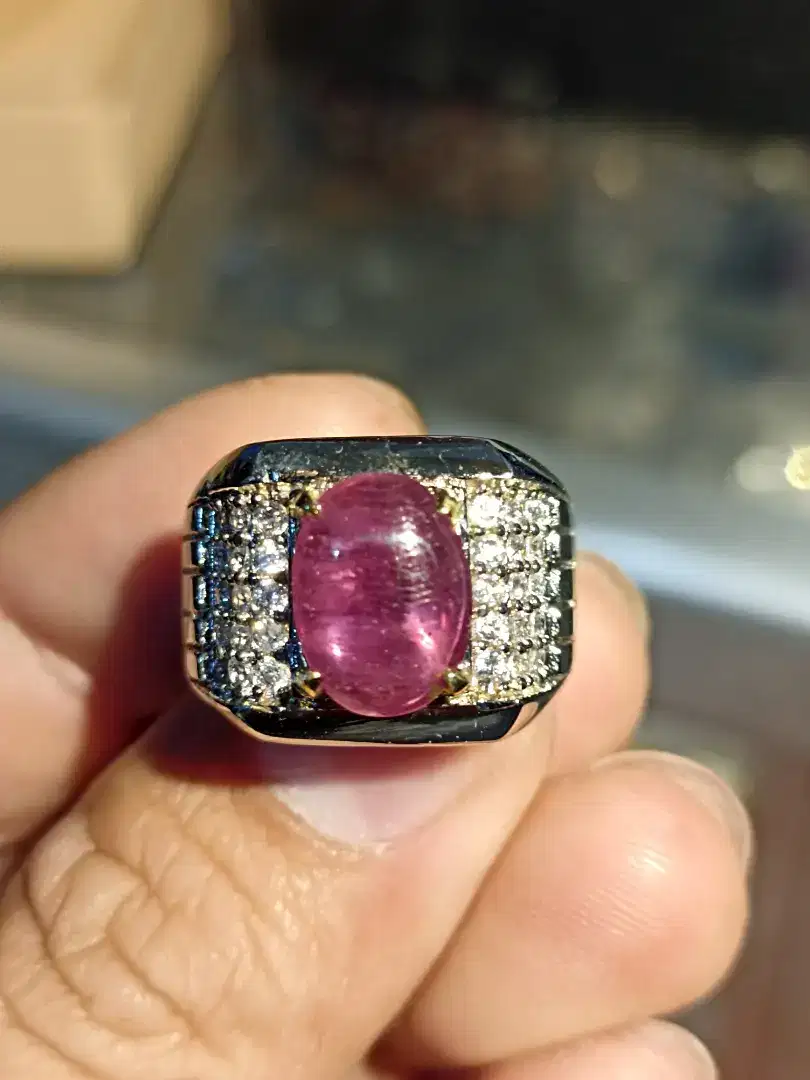 Natural mirah ruby