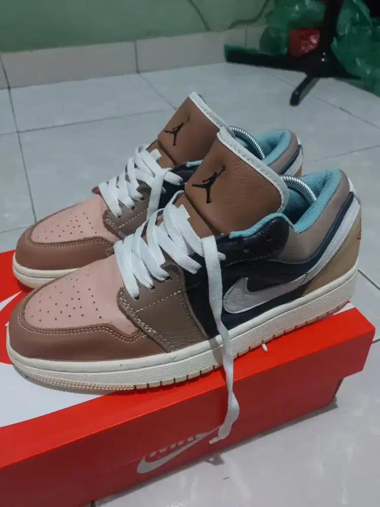 Sepatu kasual nike air jordan low