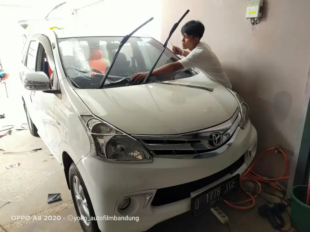 Spesialis kaca film mobil murmer