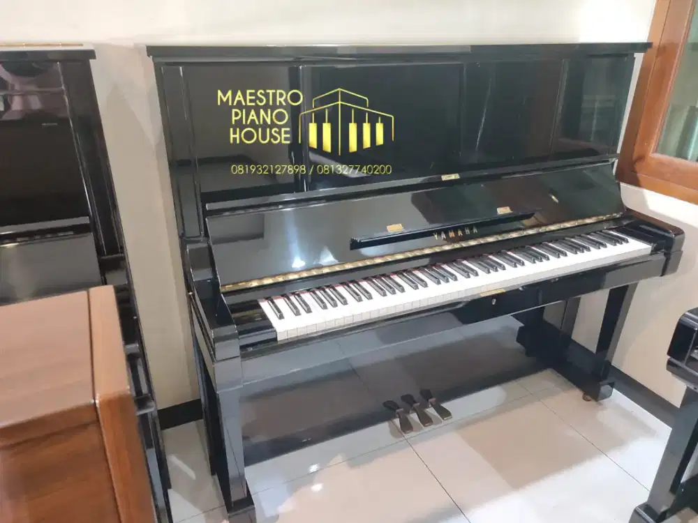 Piano yamaha UX3 Yamaha U3