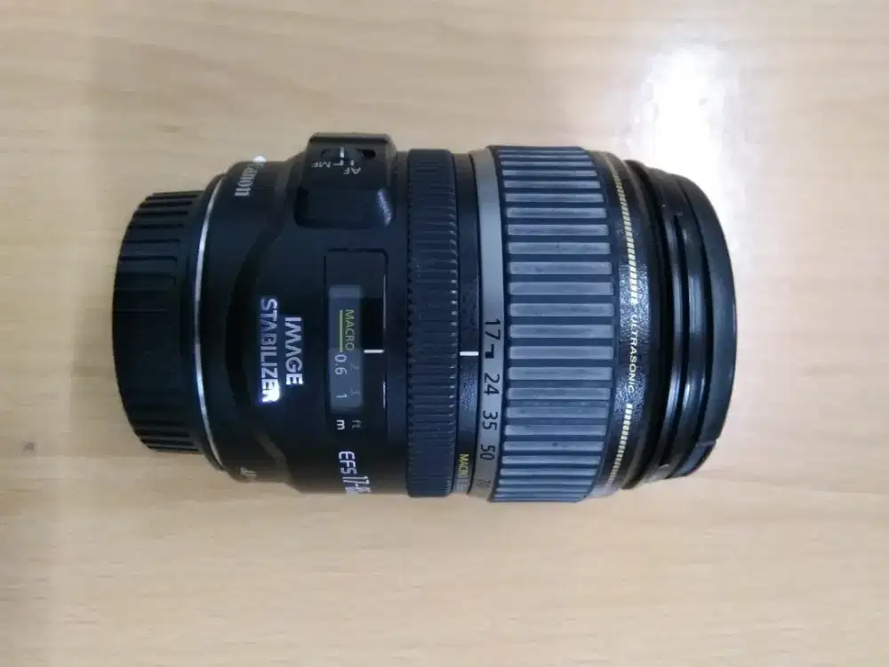 LENSA CANON EF-S 17 - 85mm f/4 - 5.6 IS USM
